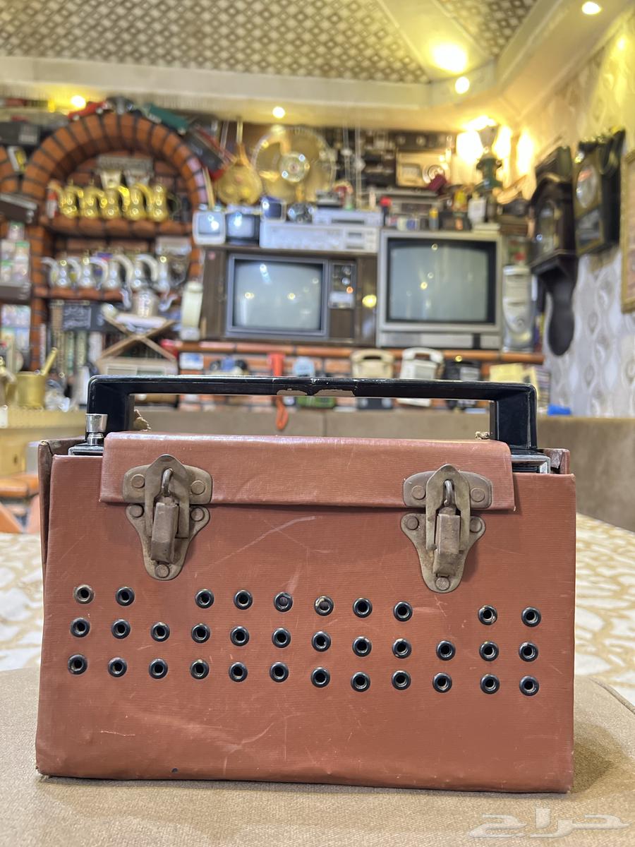 راديو سوني متحفي اصدار TR911 ترانزستور ياباني 1960م64616369860739111