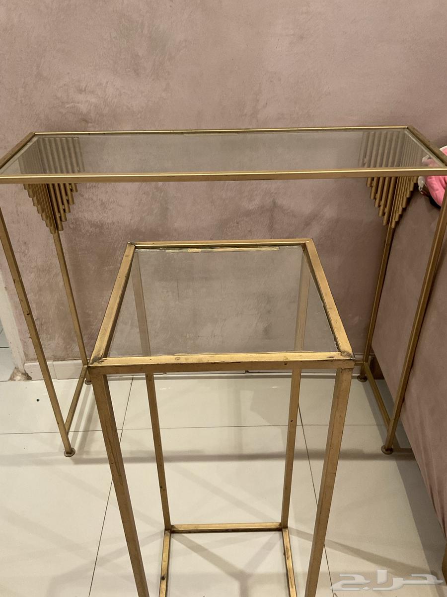 طاوله استقبال مع طاوله إضافيه السعر 150 تحتاج إلى أعاده صبغ64611229699842111