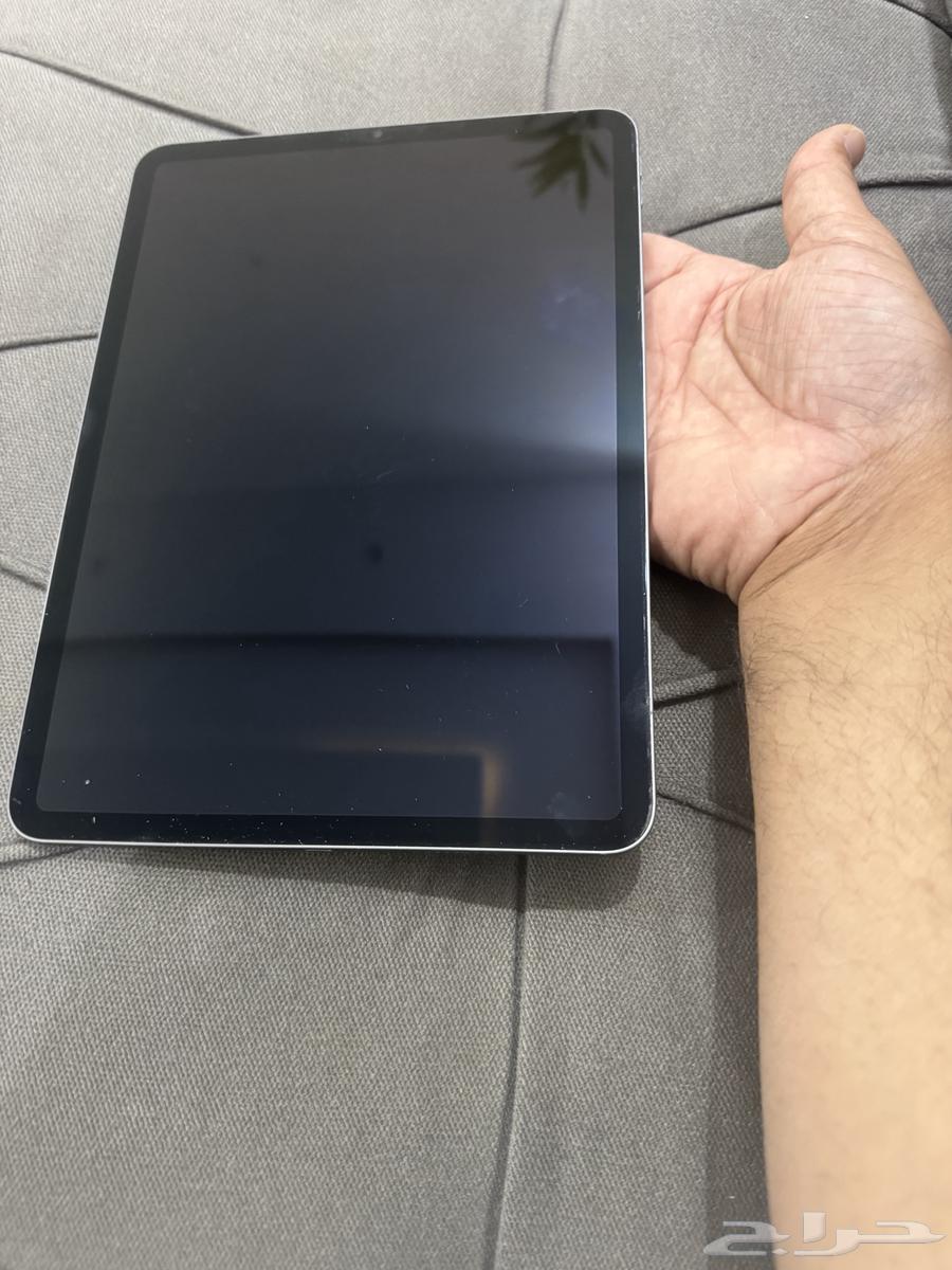 أيباد برو نظيف لم يفك على الشرط للبيع64614670919937110