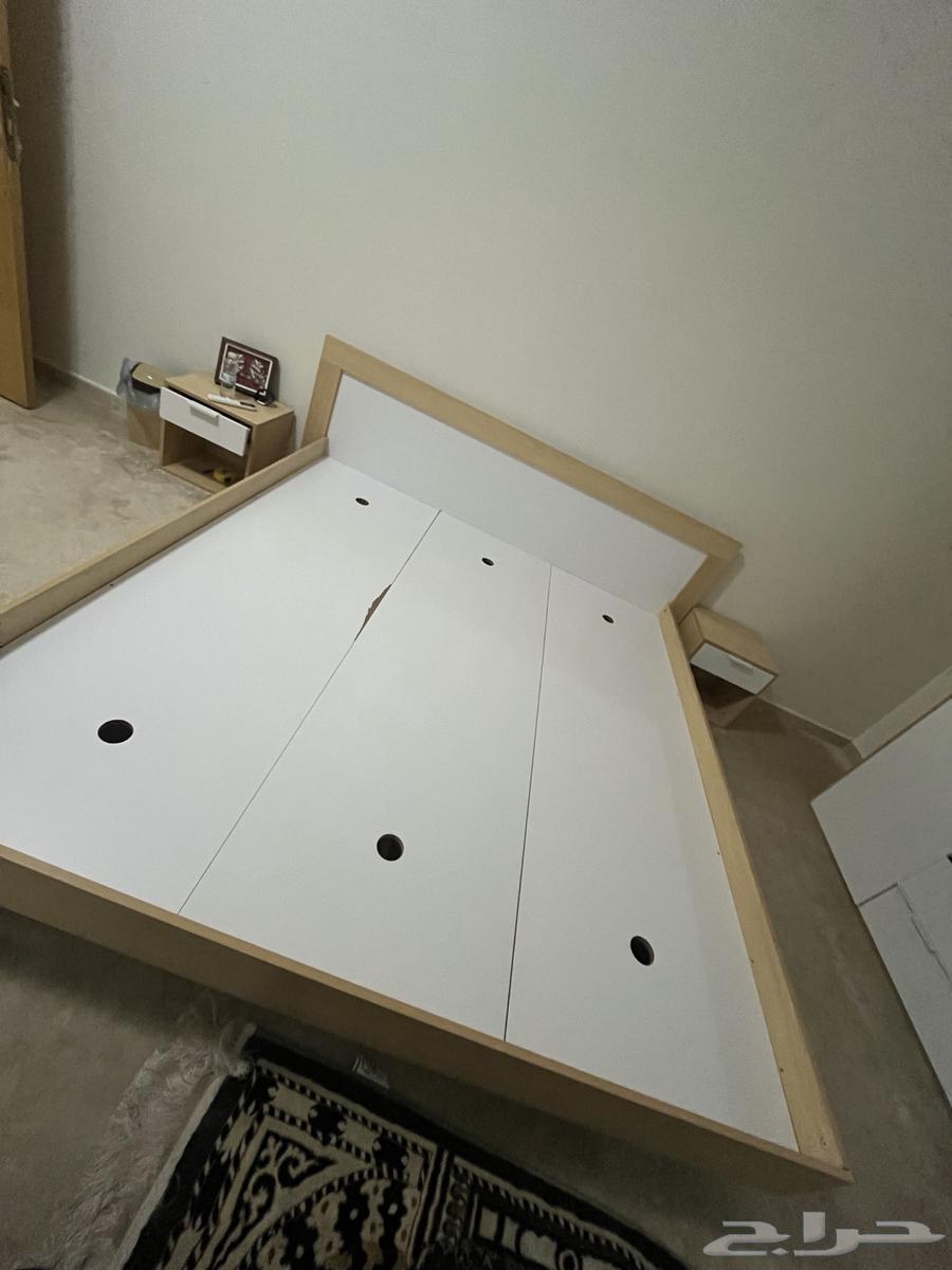 سرير 200 180 استخدام نظيف جدا64611480058883112