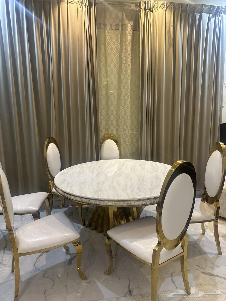 طاولة طعام للبيع 8 كراسي64612078498562110