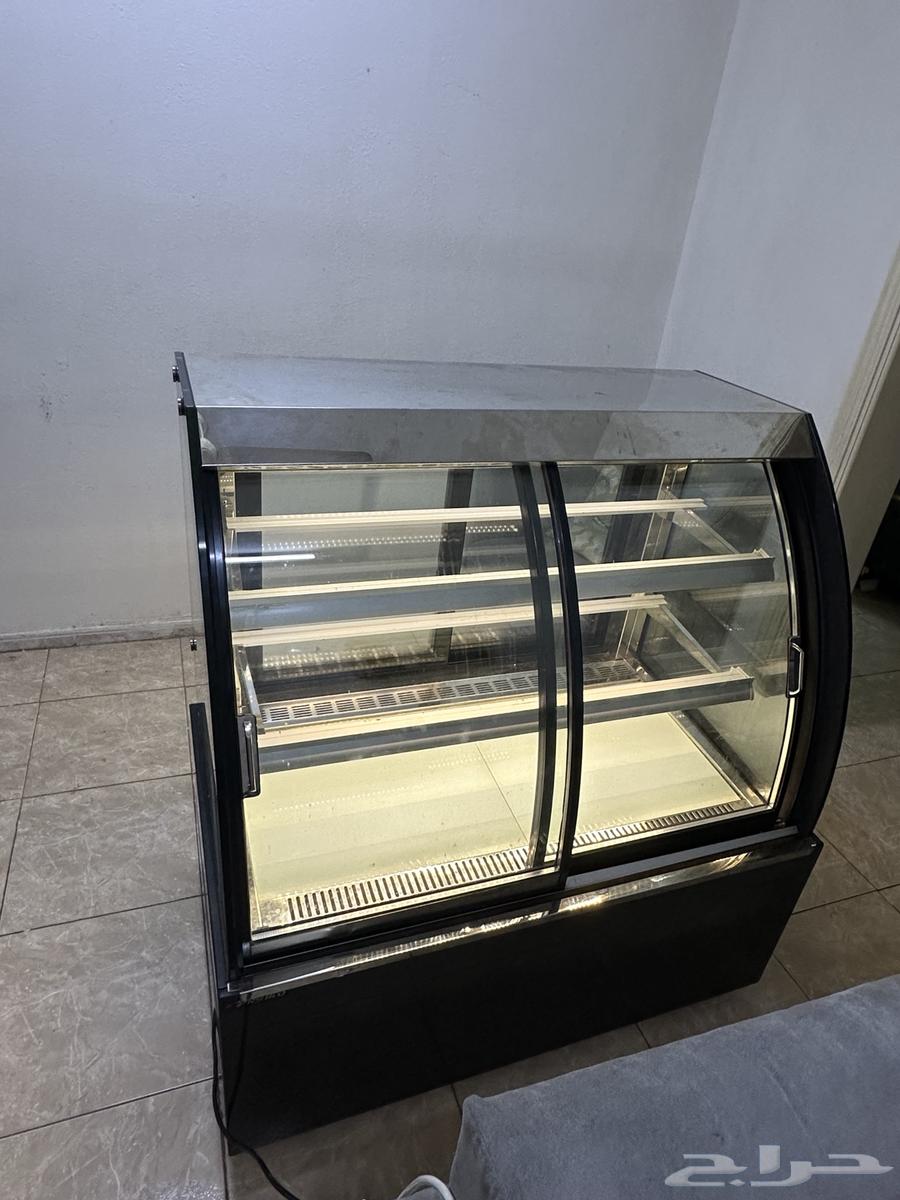 Juice and pastry display refrigerator64615757014531112