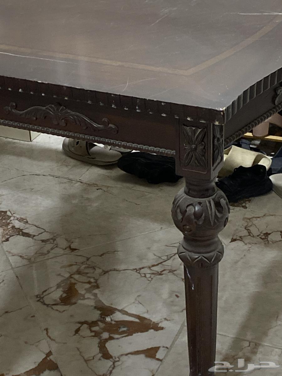 طاوله صالحه للبيع بدون كراسي64615066183171112