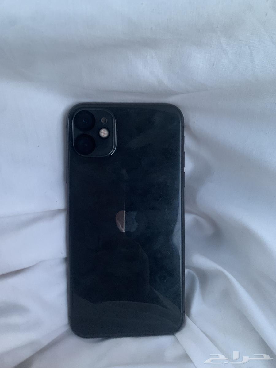 السلام عليكم أيفون 11مغير شاشه و مكسوره شاشته من فوق موضحها64613092629379110