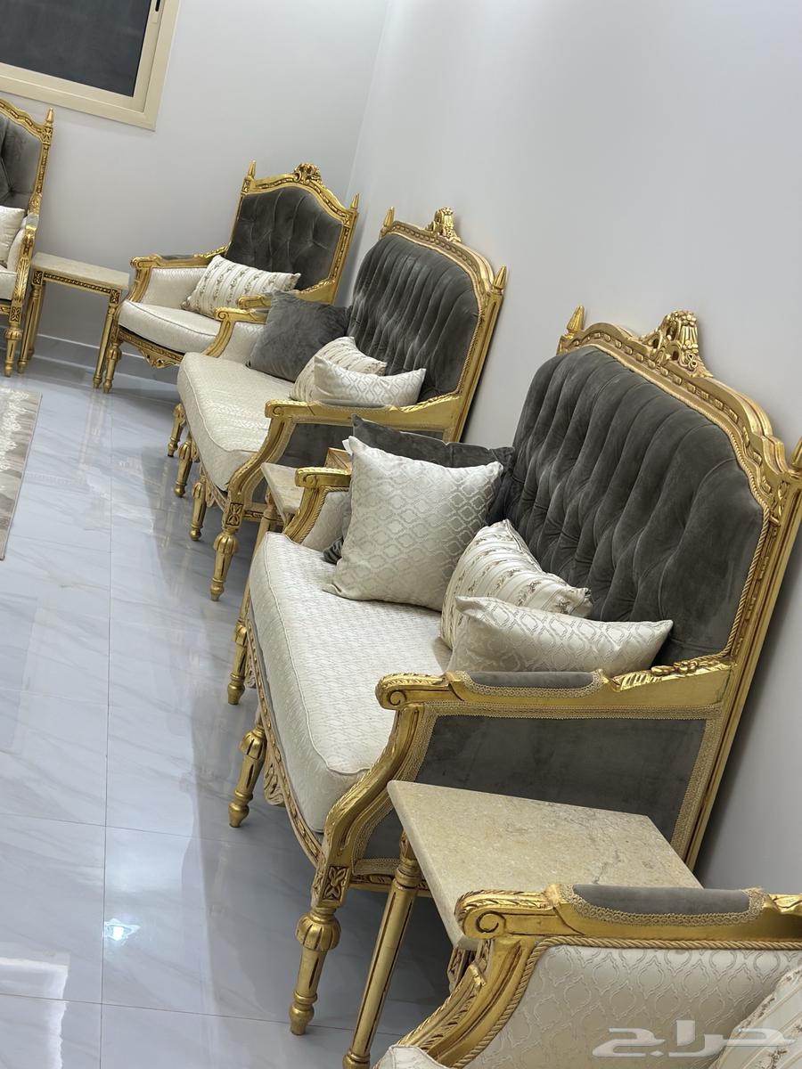 كنب كلاسيكي للبيع64616042158594111