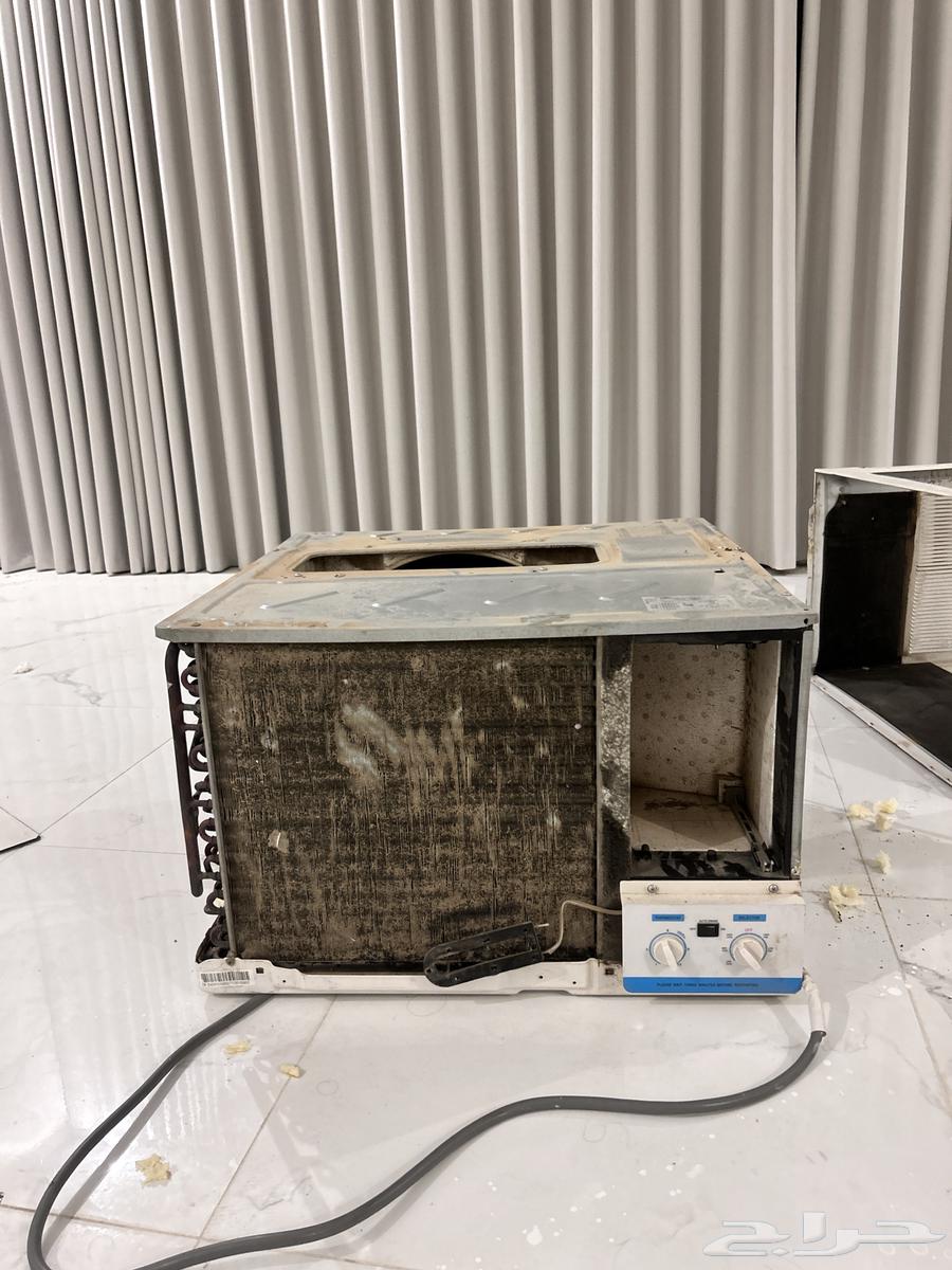 مكيف للبيع سبب البيع نقل من المدينه64616017632897112