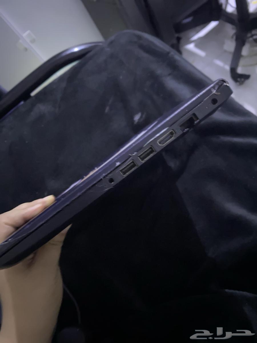 لابتوب hp للبيع ب 220 ريال و فيه عله يعلق لكن يشتغل64614260408834114