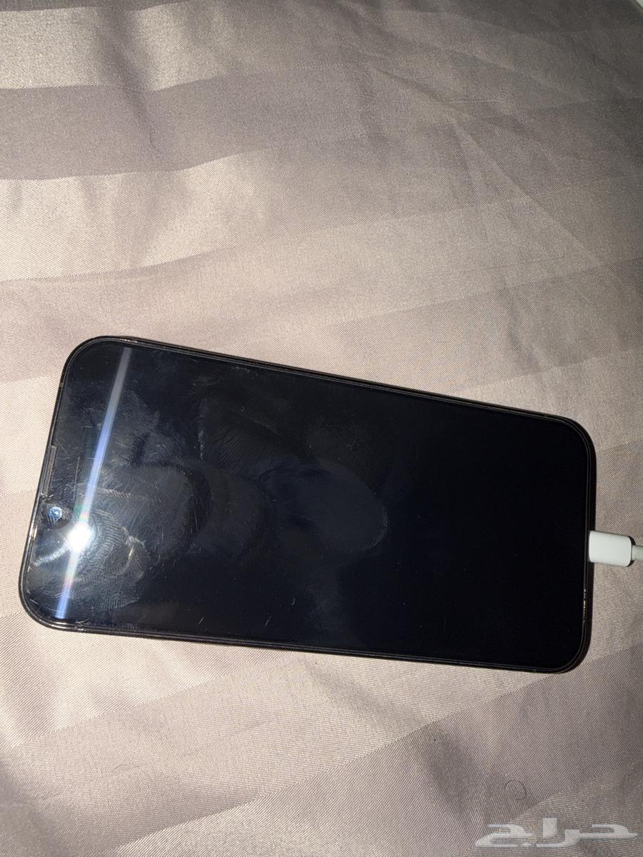 ايفون 13 برو 256 قيقا نظيف جدا64615213722754112