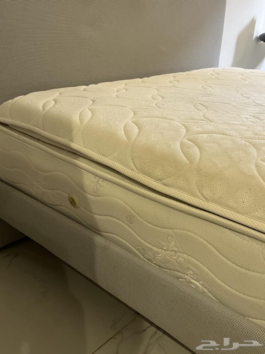 سرير ايكيا مع مرتبة طبية ( شبه جديد )64611279955843111