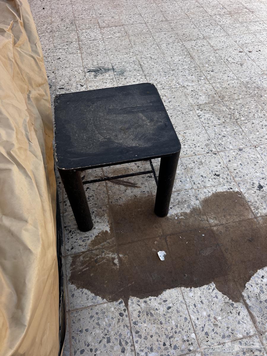 كنب حديد عدد 2حبة للبيع64610281236611114