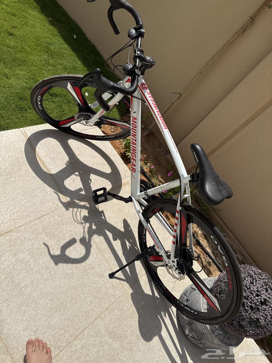 دراجه هوائية جديده بحاله ممتازه بسعر 800 ريال64608948704898110