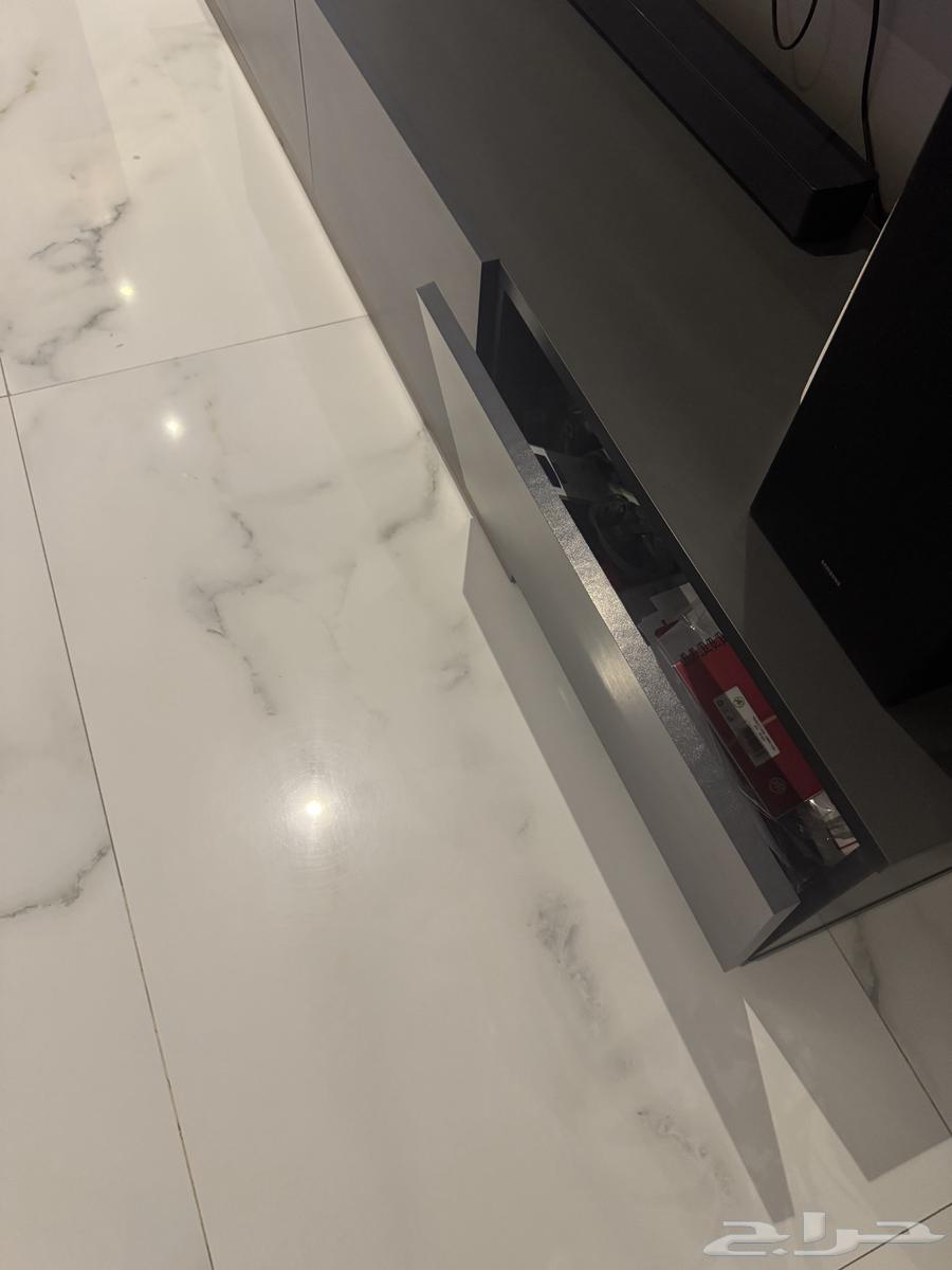 طاولة تلفزيون بحي طويق جديده64616304809475111