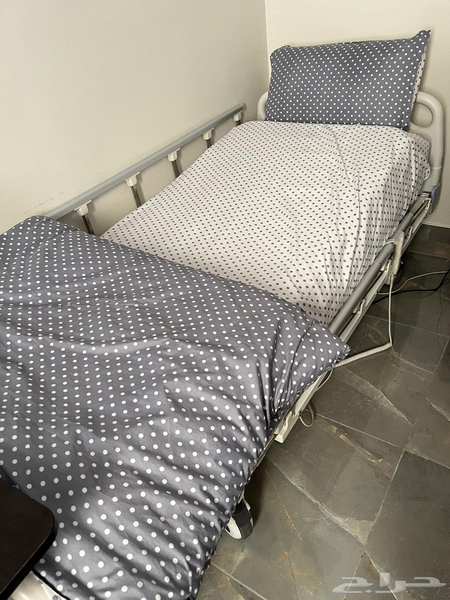 سرير طبي كهرباىي64609933246081111