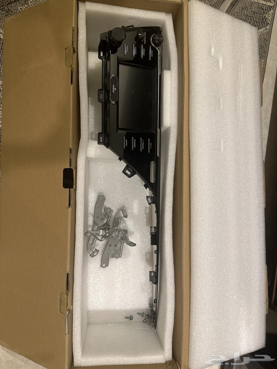 For Sale: Camry Screen and Fender (2018)64609846604929111