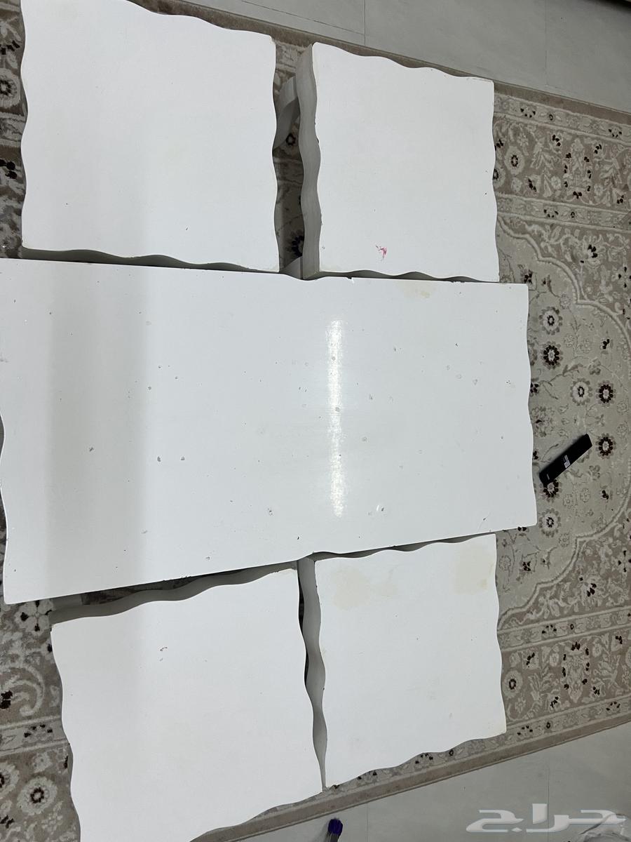 طاولات خدمه مستعمله للبيع64610942279681111