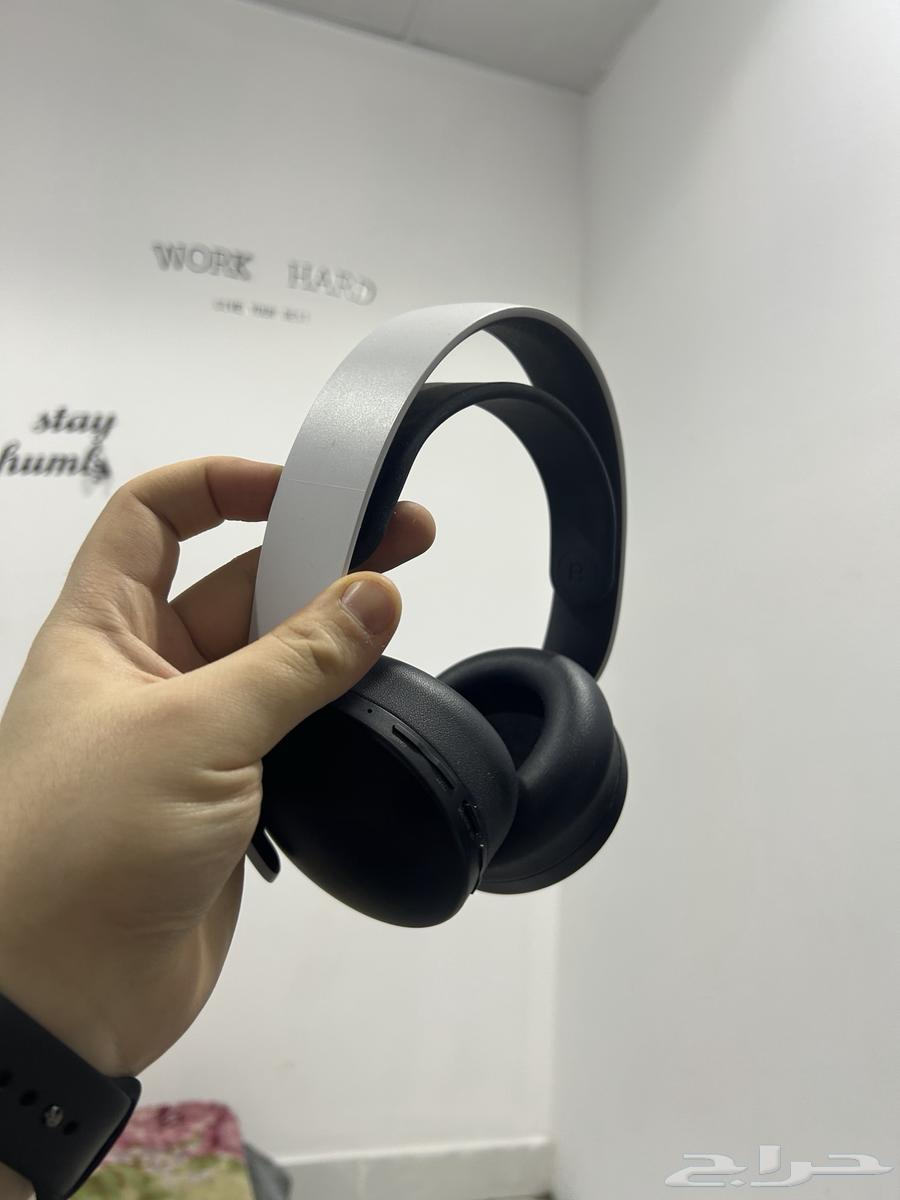 PlayStation Headset – Used for Only 10 Minutes64608682320513113