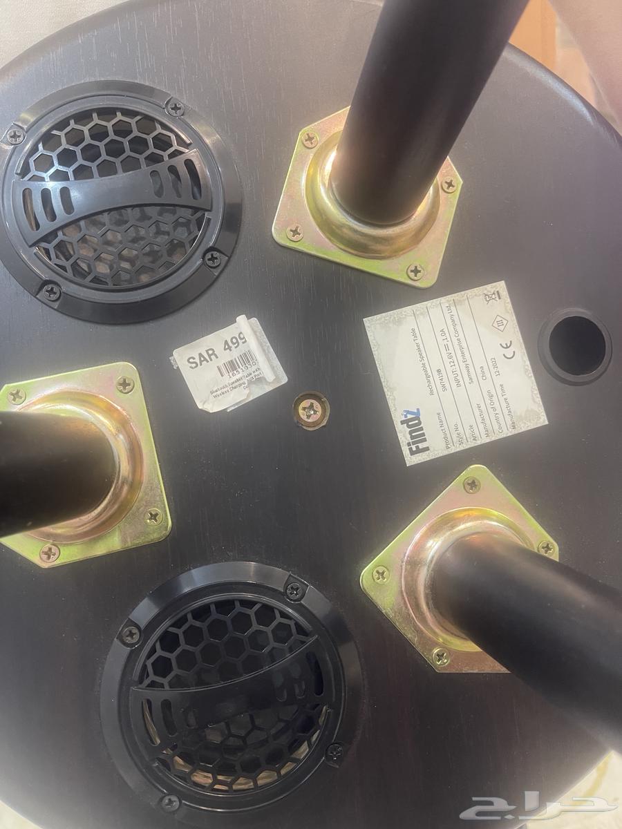 طاوله مع سماعه64614546920833113