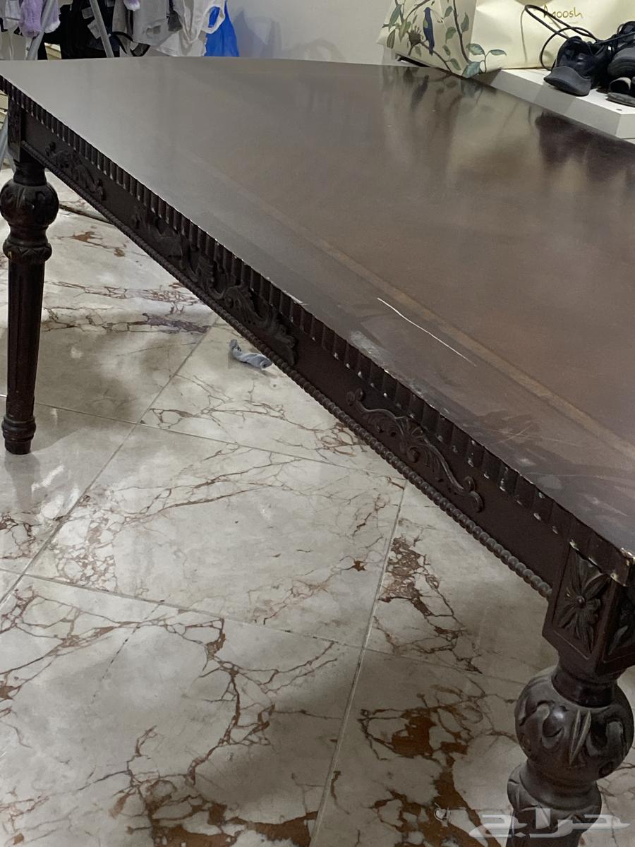 طاوله صالحه للبيع بدون كراسي64615066183171110