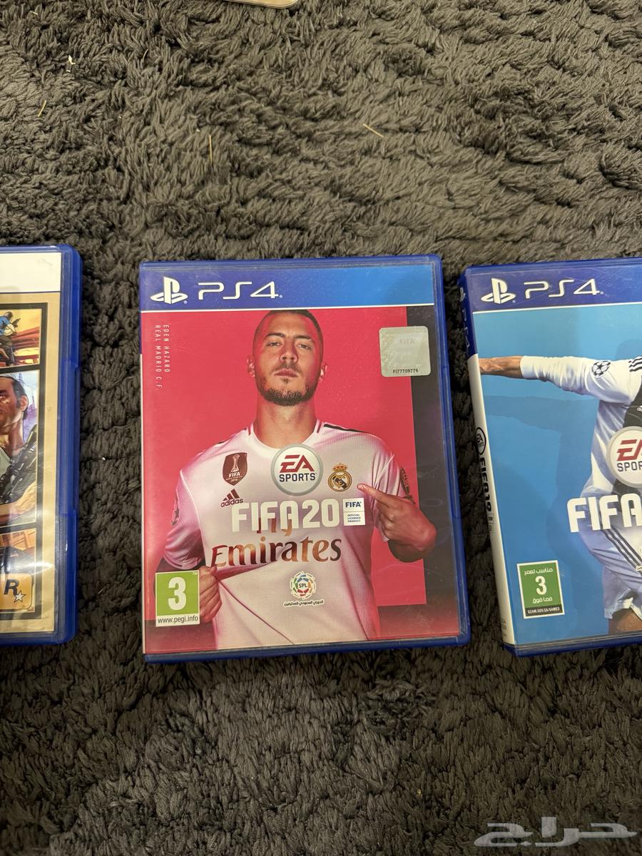 اشرطه للبيع على السوم فيه قديمه وفيه جديده64606523563394111