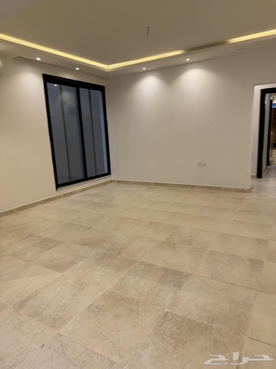 للإيجار فيلا 225 متر جنوب انس بن مالك64147240708099114