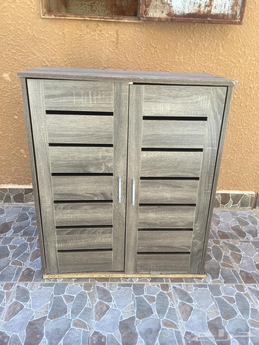 Set of a table and two chairs, single unit for sale64608053548545111