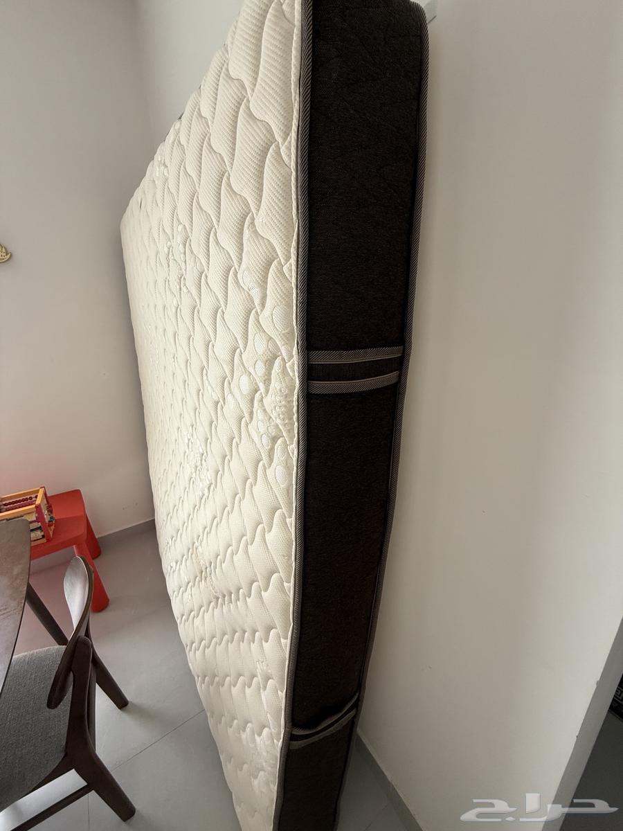 مرتبة سيرتا للبيع64609883701762111