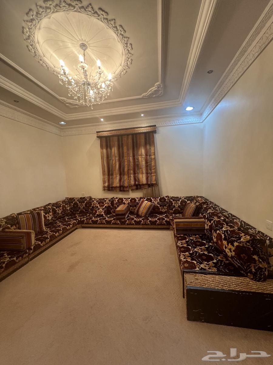 مجلس متكامل للبيع من محل جاتي للأثاث64613469152387111