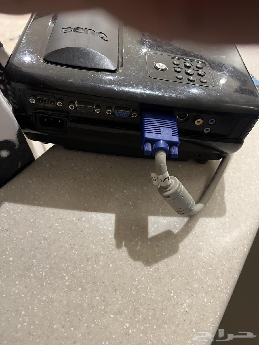 بروجكتر من benq يشتغل64610207011970111