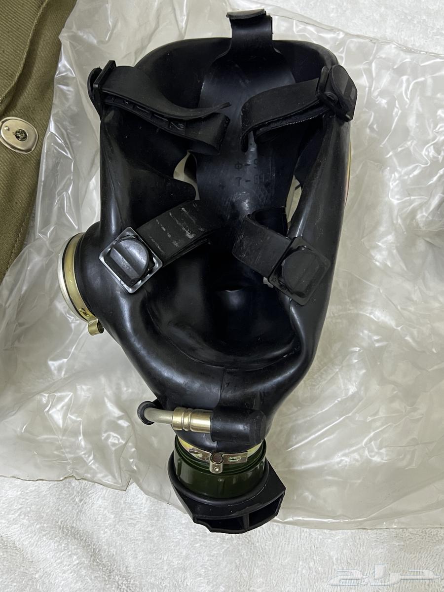 War Gas Mask Suitable for Use – New Filter with Its Bag64608190599811114
