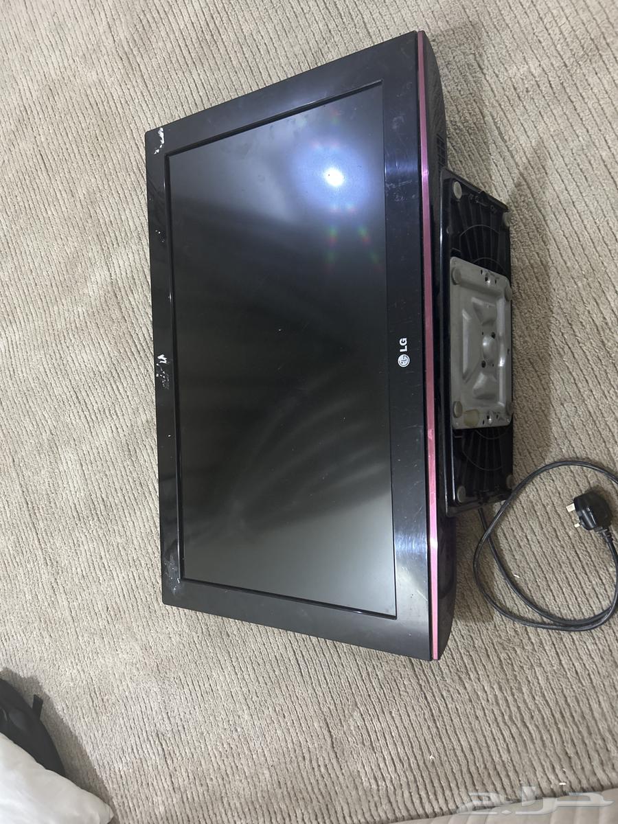 شاشه LG للبيع استخدم جدا قليل سبب البيع احتاج المبلغ64616017663107110