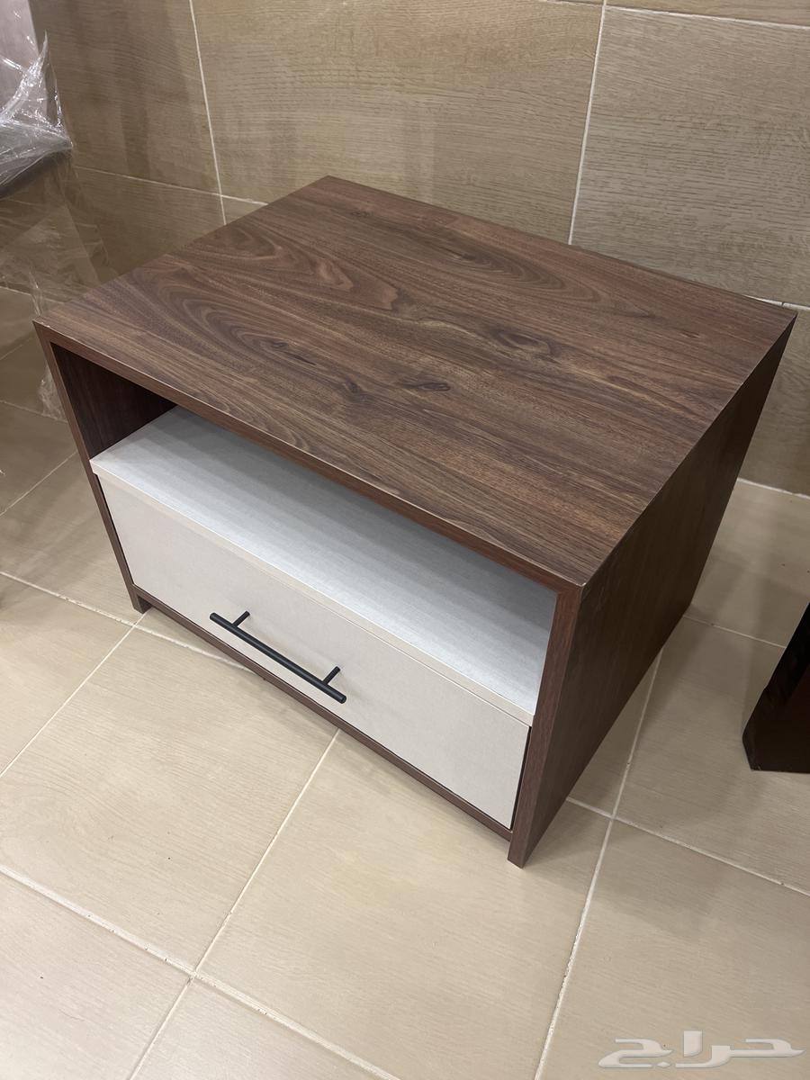 طاولة كوميدينه64610182222209111