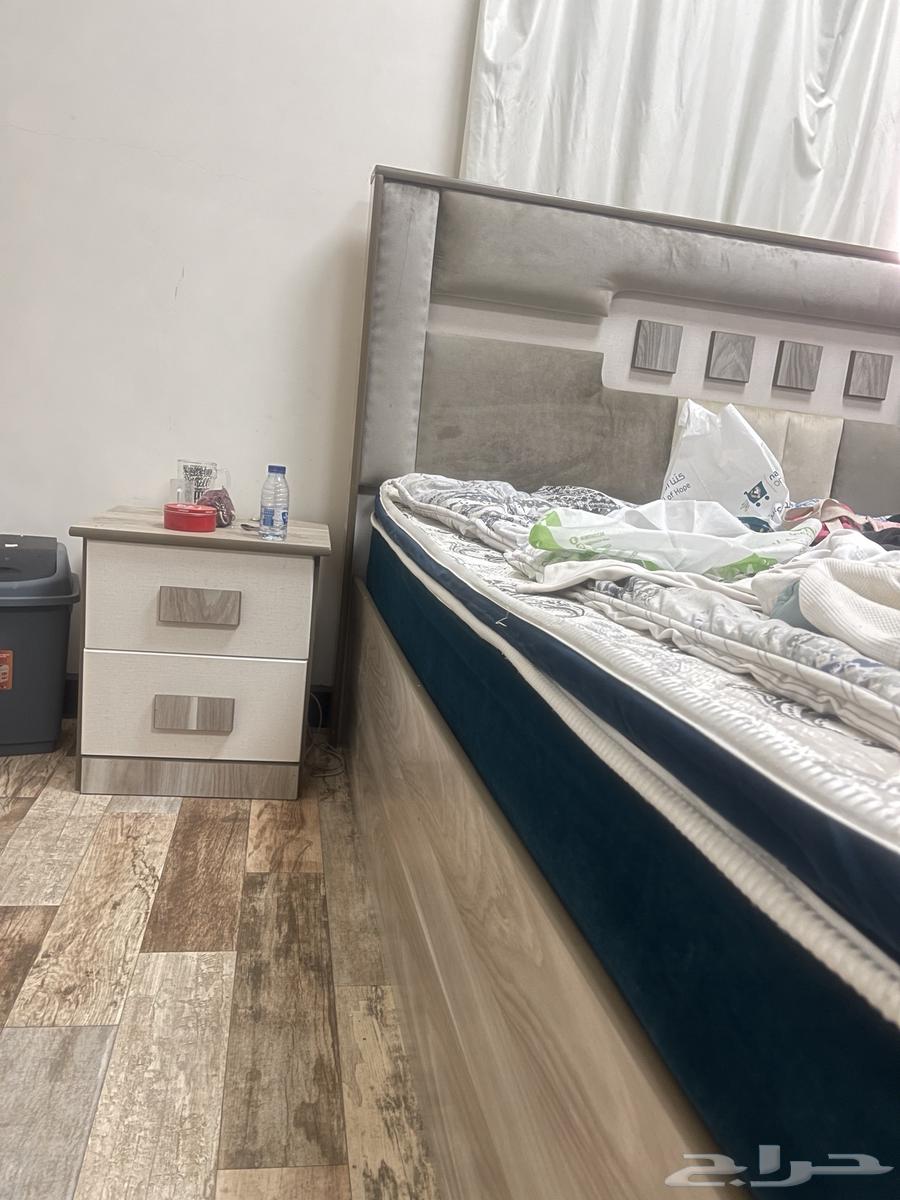 غرفة نوم بدون دولاب شبه جديده64611930017665113