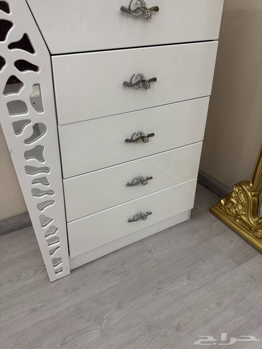 غرفة نوم للبيع64614397480451113