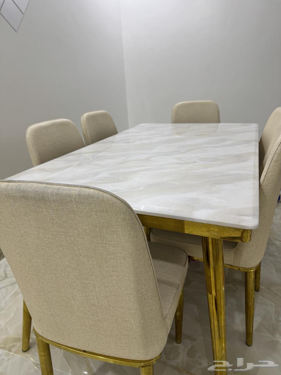 Dining Tables64613116981505111