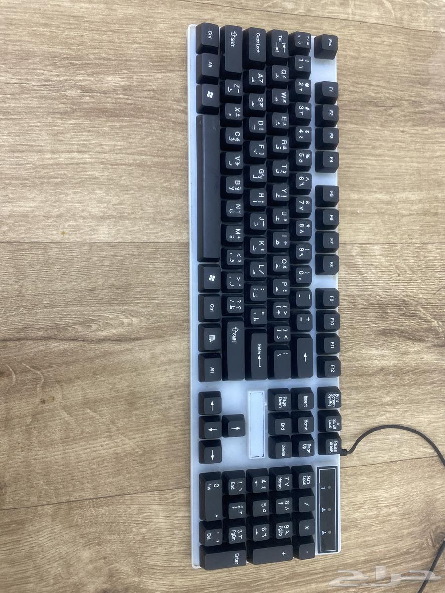 كيبورد اسود ثلاث انوار لون ازرق واحمر واخضر فقط كيبورد64614979257857110