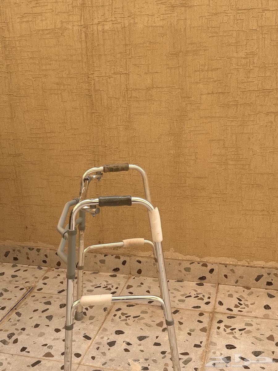 عكازه نضيفه جديده غير مستعمله لسا بكيسه64607471532289111