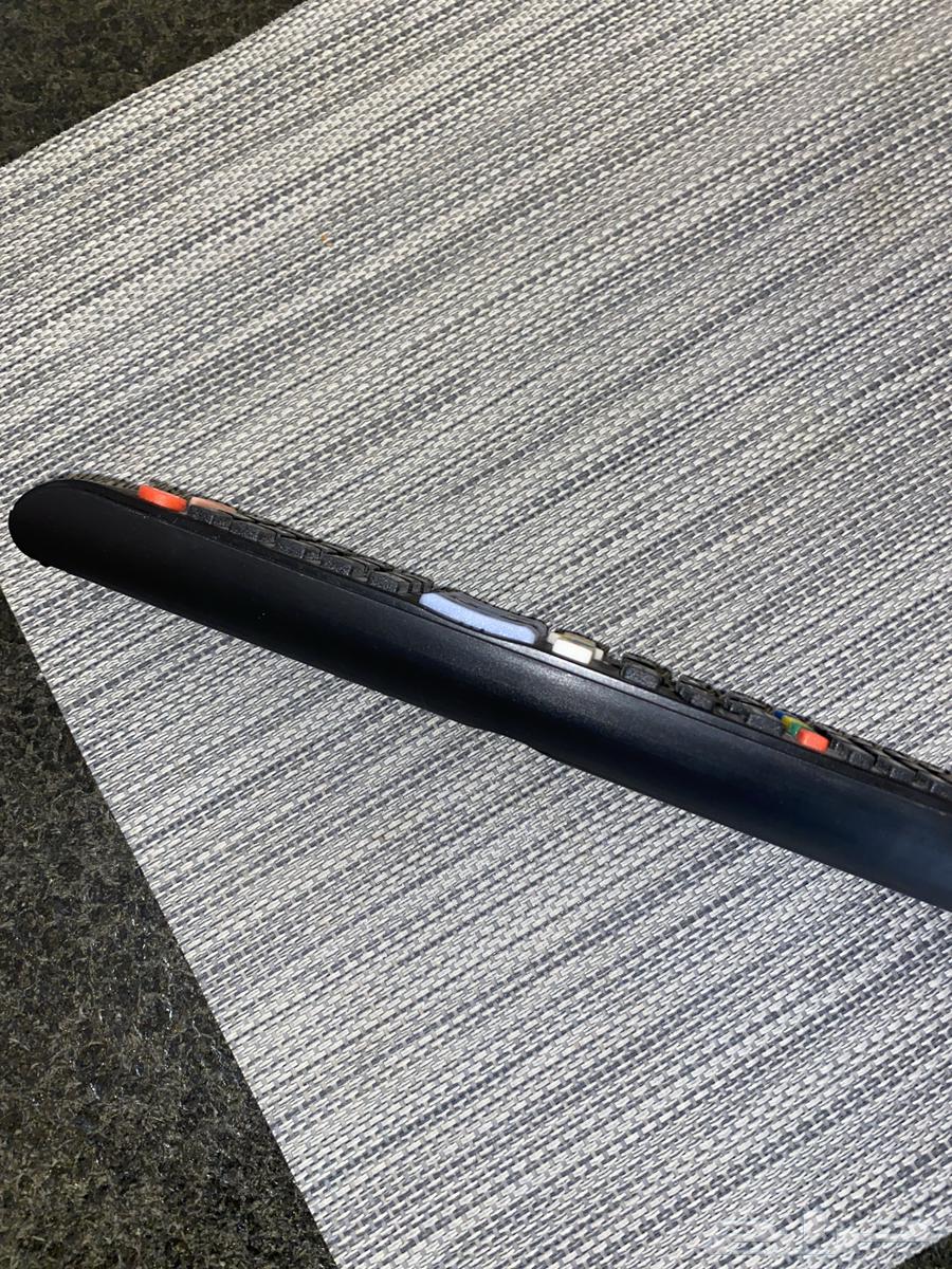 ريموت كونترول اصلي بحالة ممتازه64607879603458112