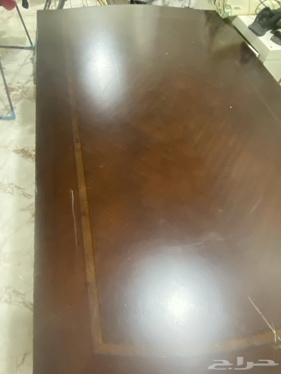 طاوله صالحه للبيع بدون كراسي64615066183171114