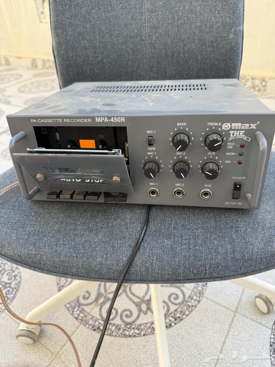 Old speaker with recorder64612276641026113