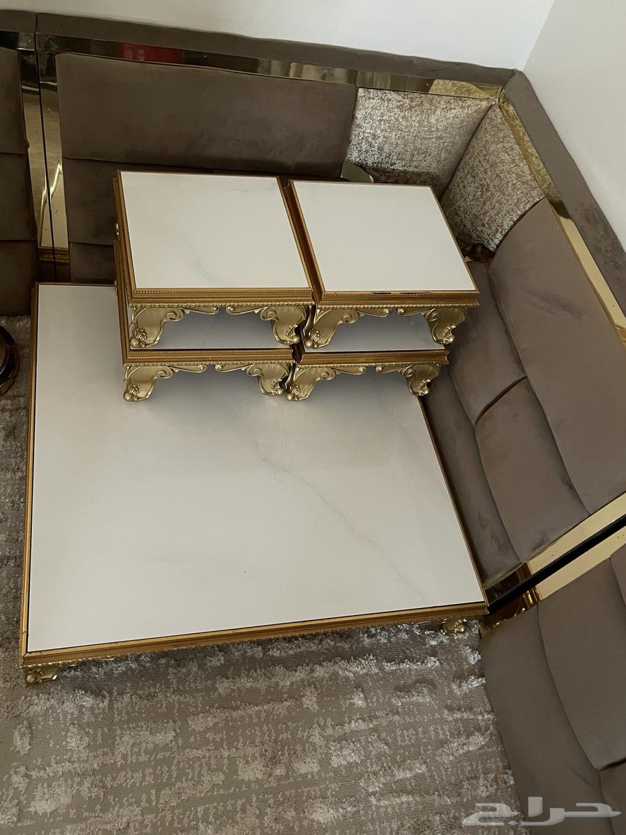 طاوله وفرش للبيع وطاوله ارضيه64610219536899110