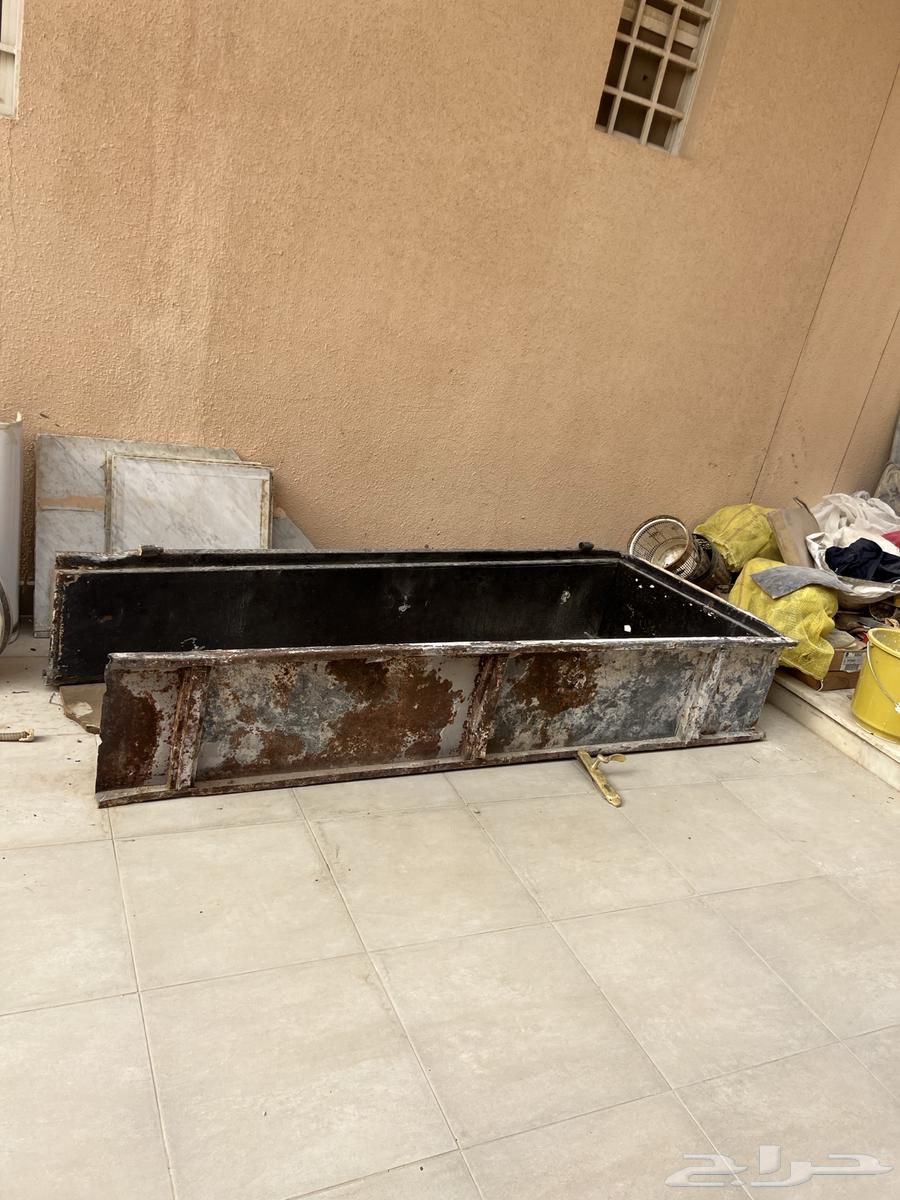 باب حديد ثقيل64607644225921112