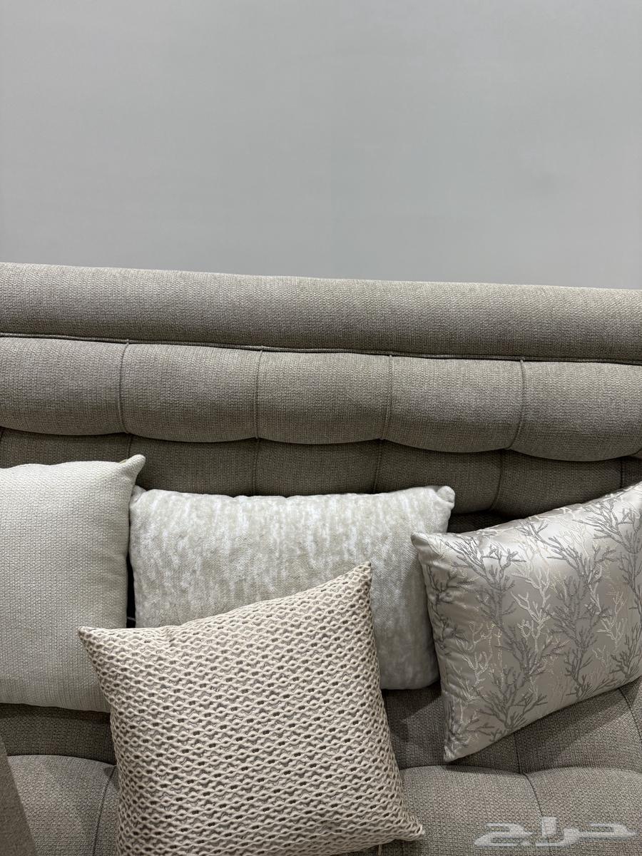 للبيع اثاث غير مستعمل نهائي ا جديد من المصنع للبيت64613630798082111