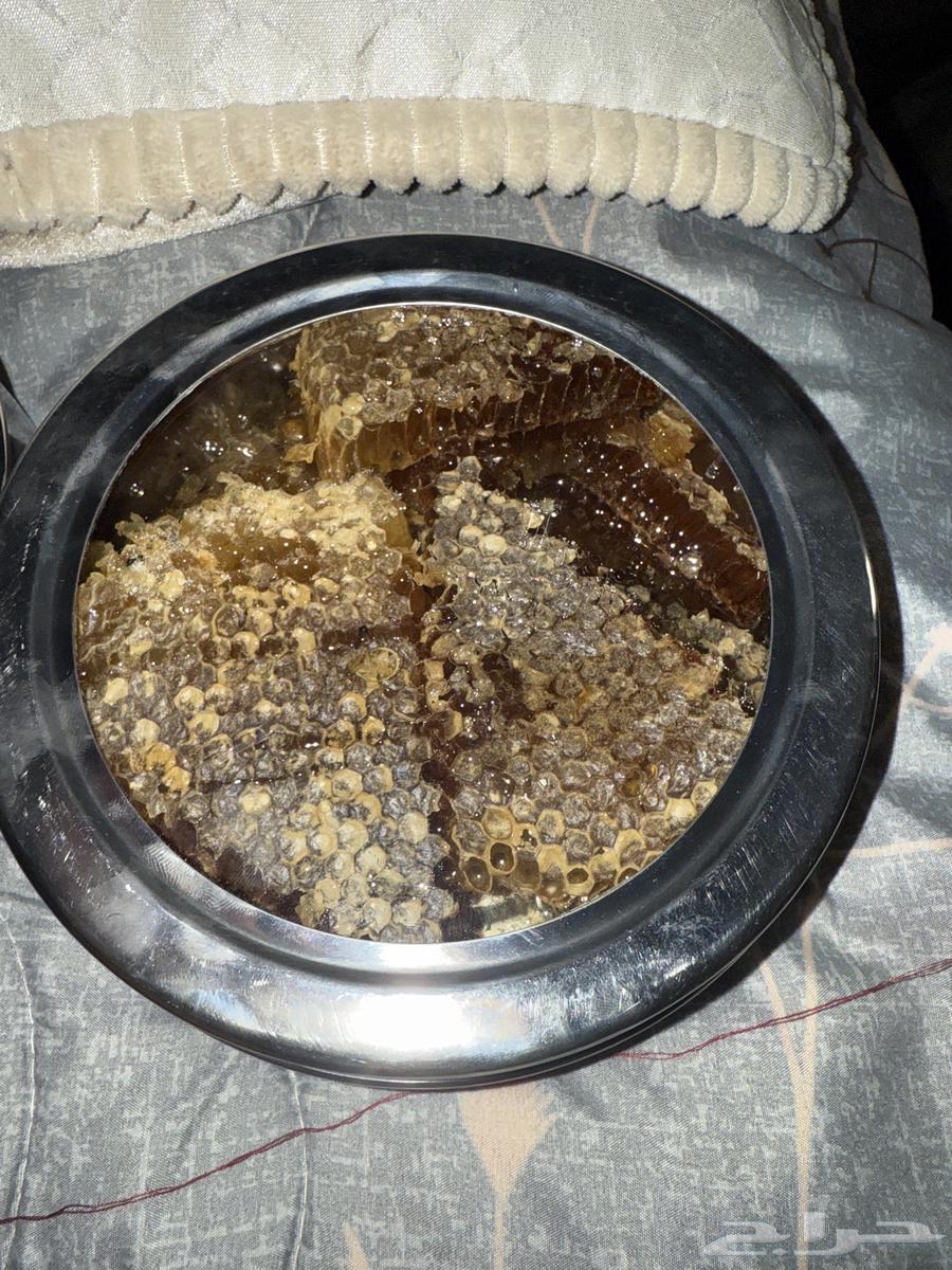 Honey with Wax and New Pure Honey64609585909889110