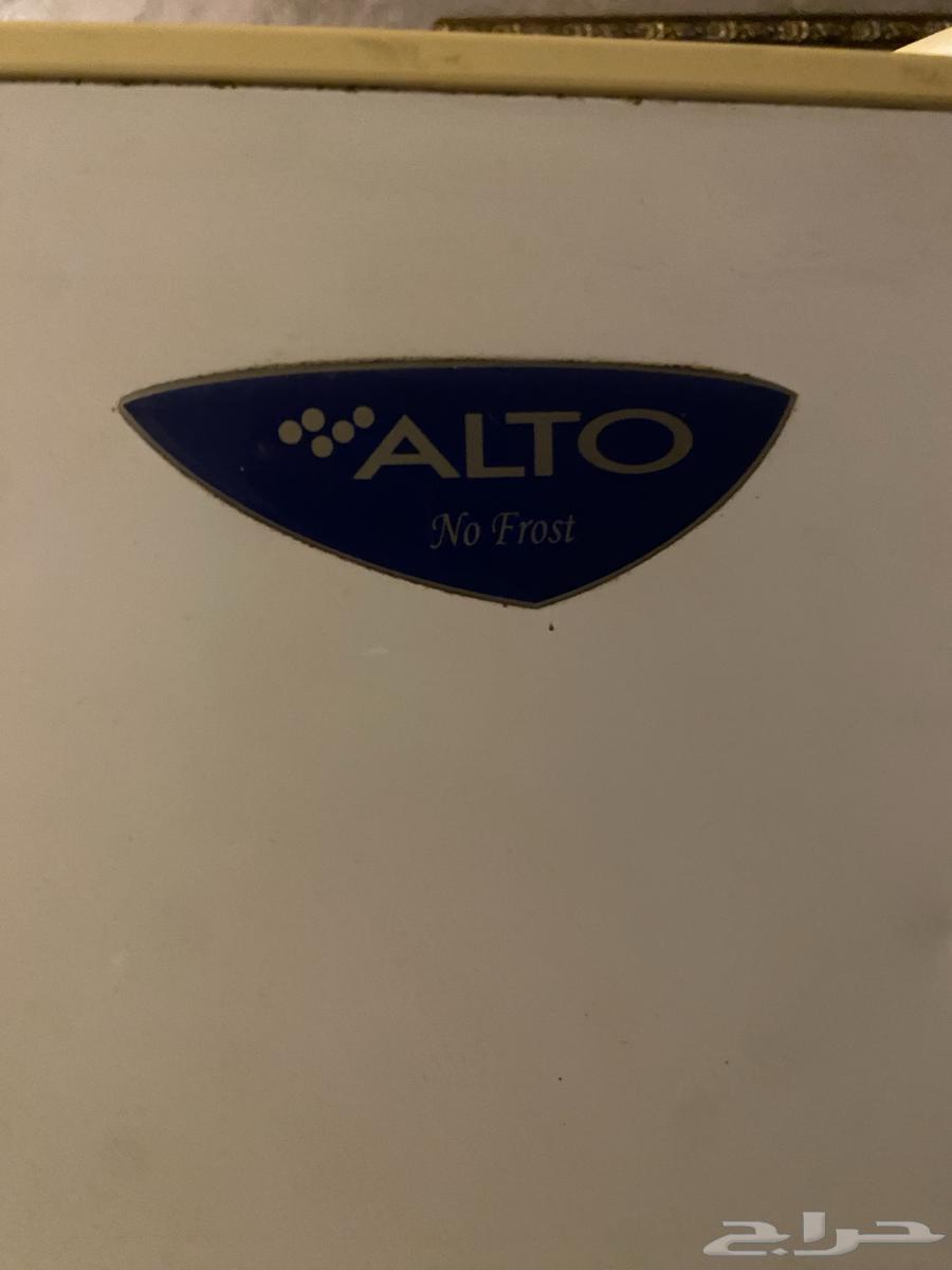 Refrigerator and Washing Machine in Good Condition64612239094659111