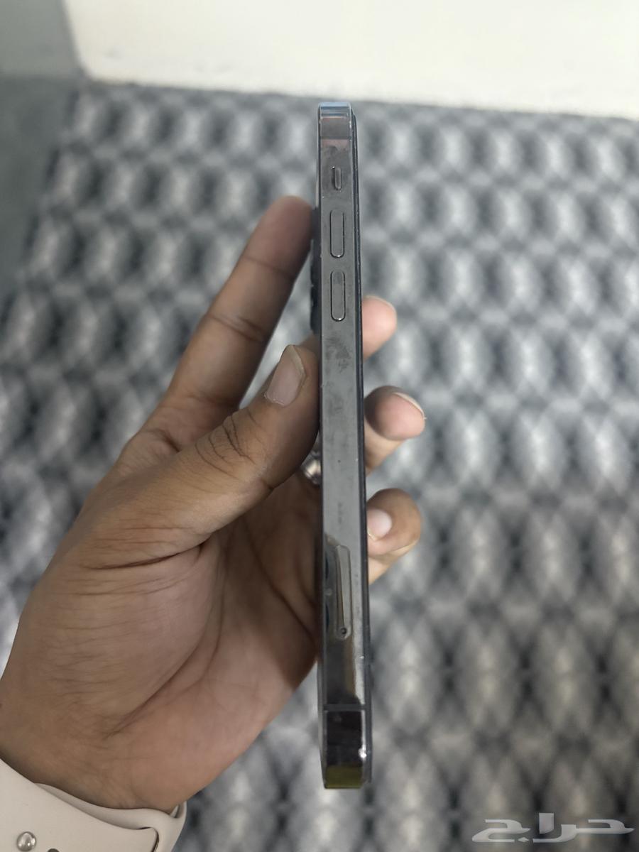 آيفون 12 بور64607706670338112