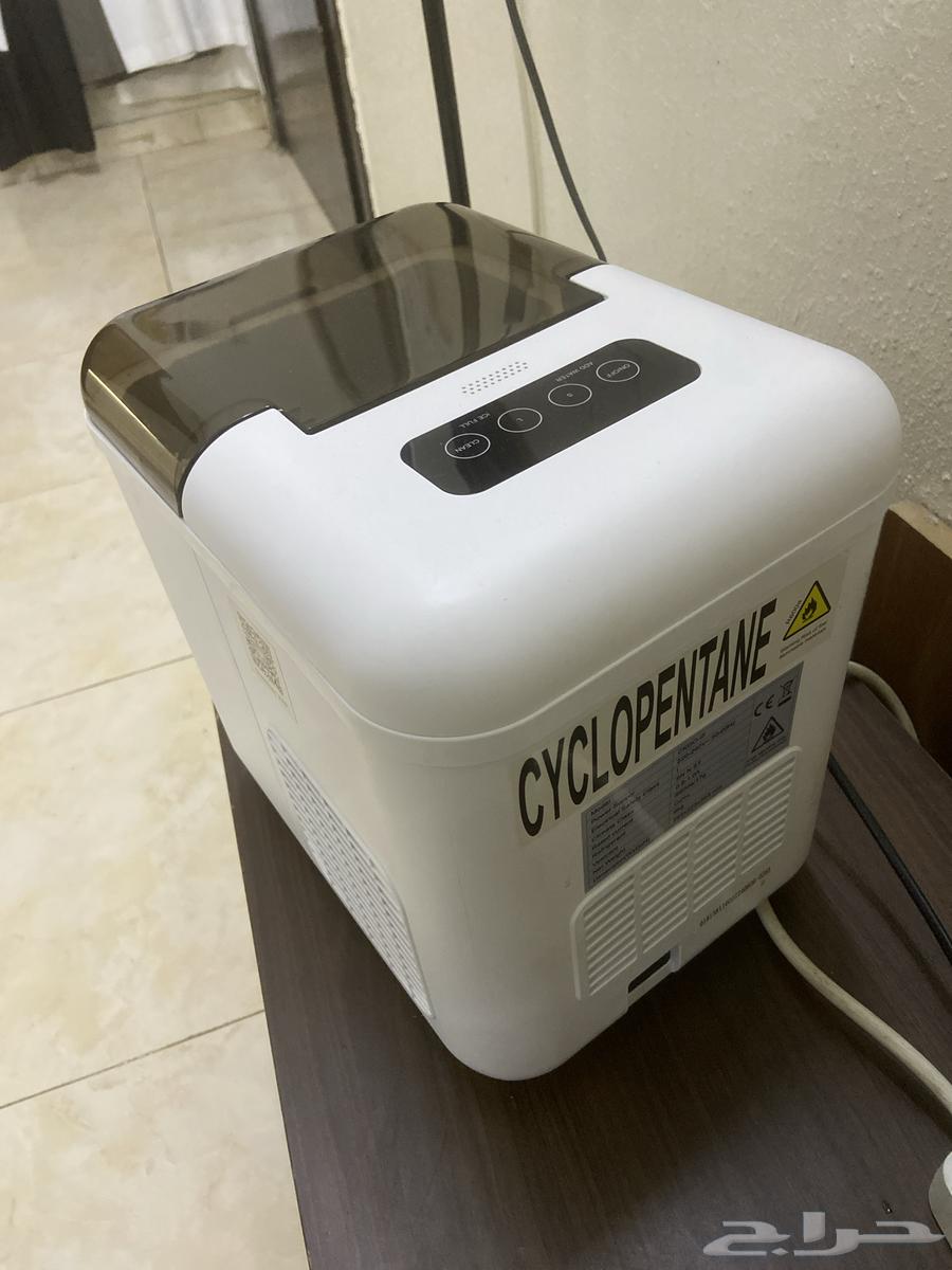 مكينه ثلج شبه جديده64610318063235113