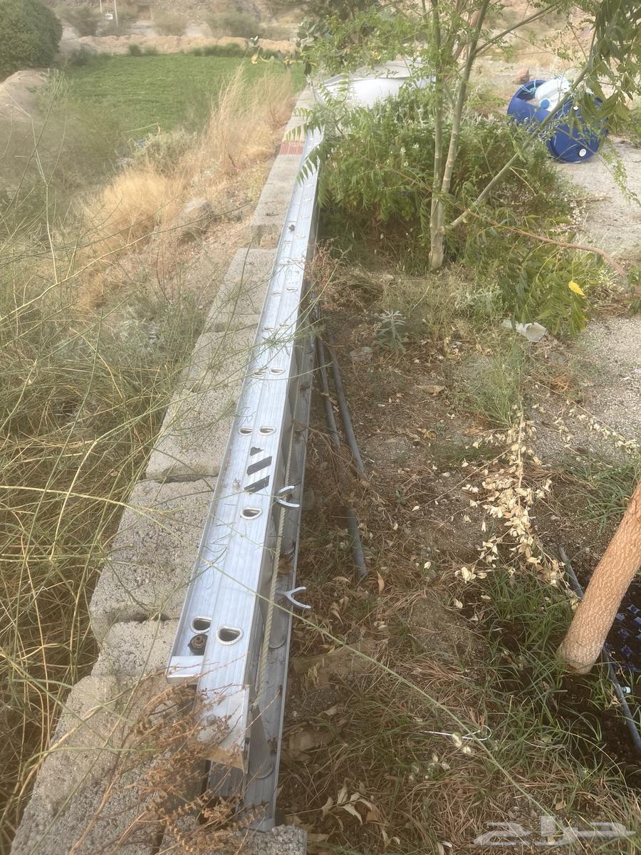 سلم ألمنيوم بحالة ممتازة64612582662273112