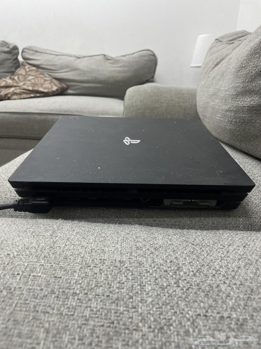 سوني 4 شبه جديد مع السلك حقه و شريط قراند64613925249922112