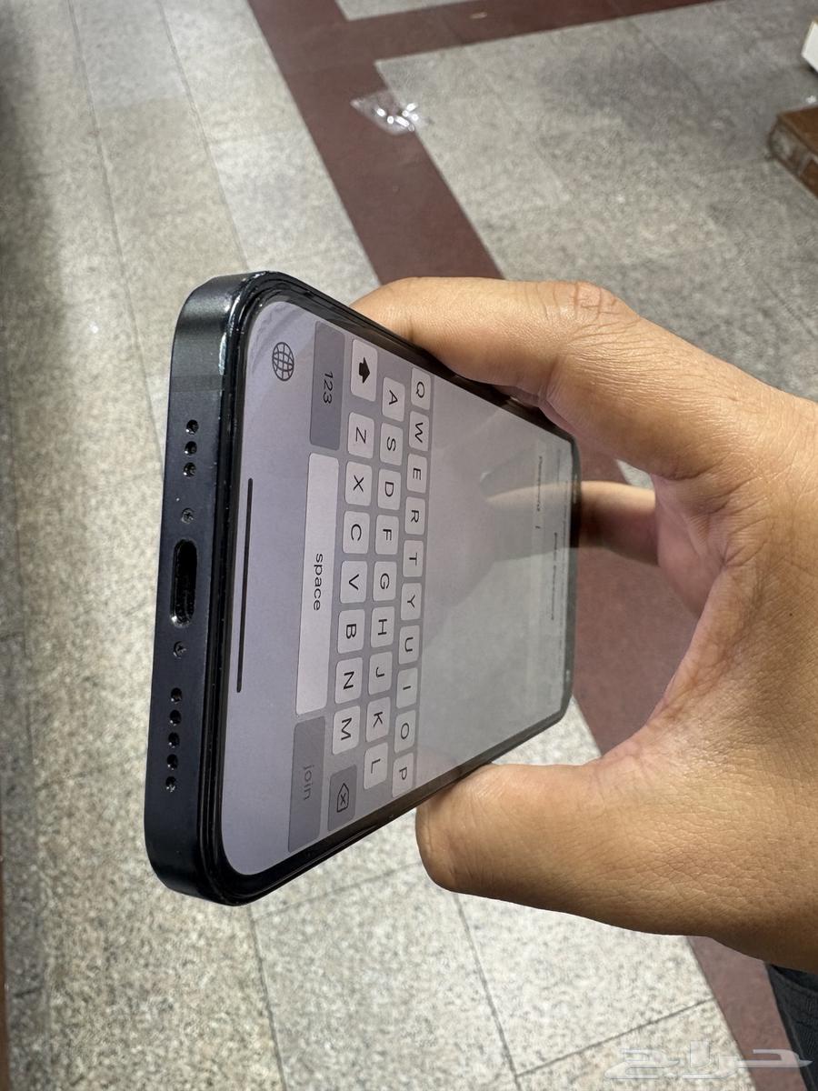 ايفون 16e. ا 256 قيقا64608278168065113