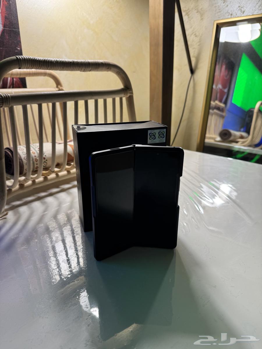 Galaxy z fold 2 جالكسي زي فولد64612041687170111